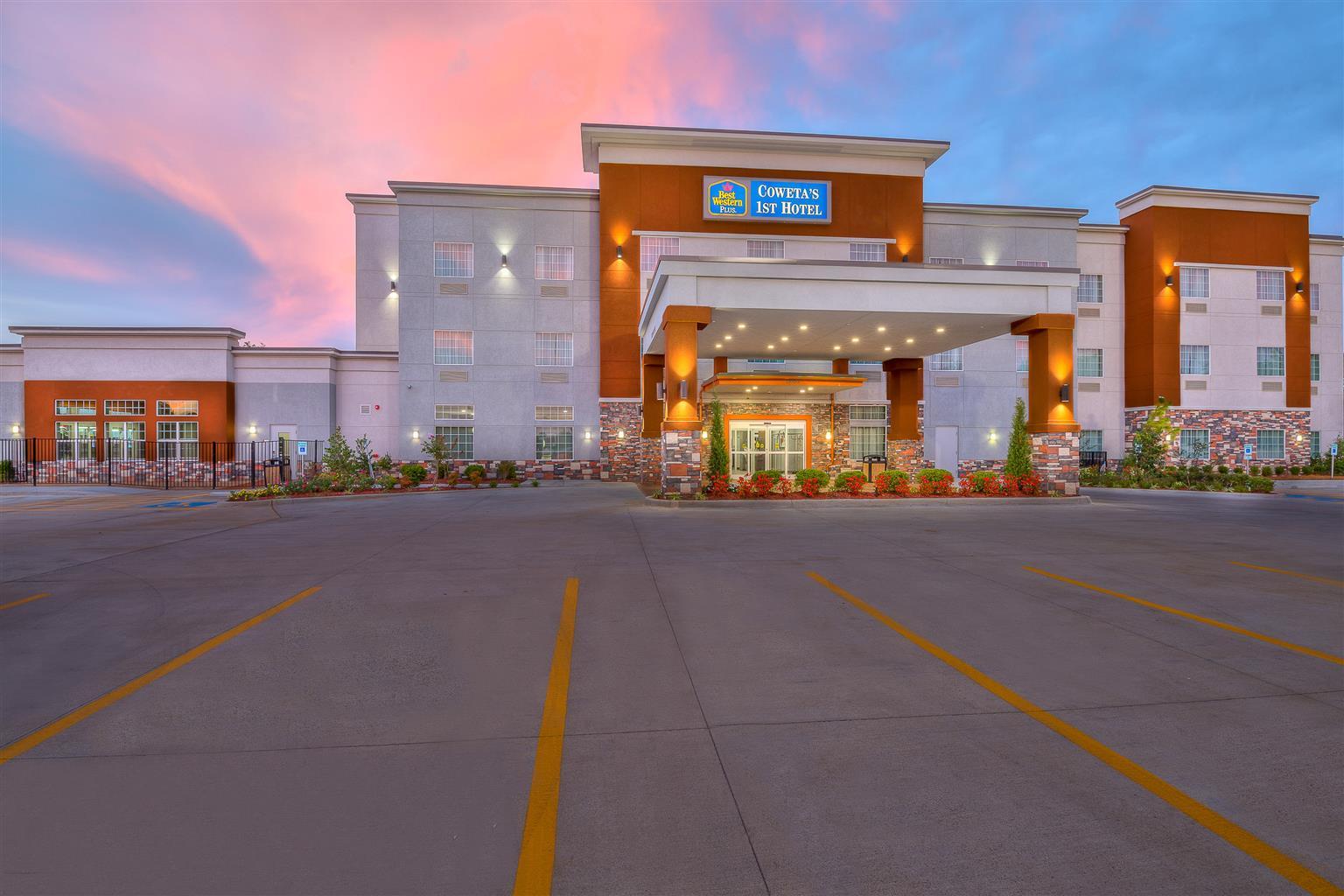 Best Western Plus Coweta'S 1St Hotel Kültér fotó